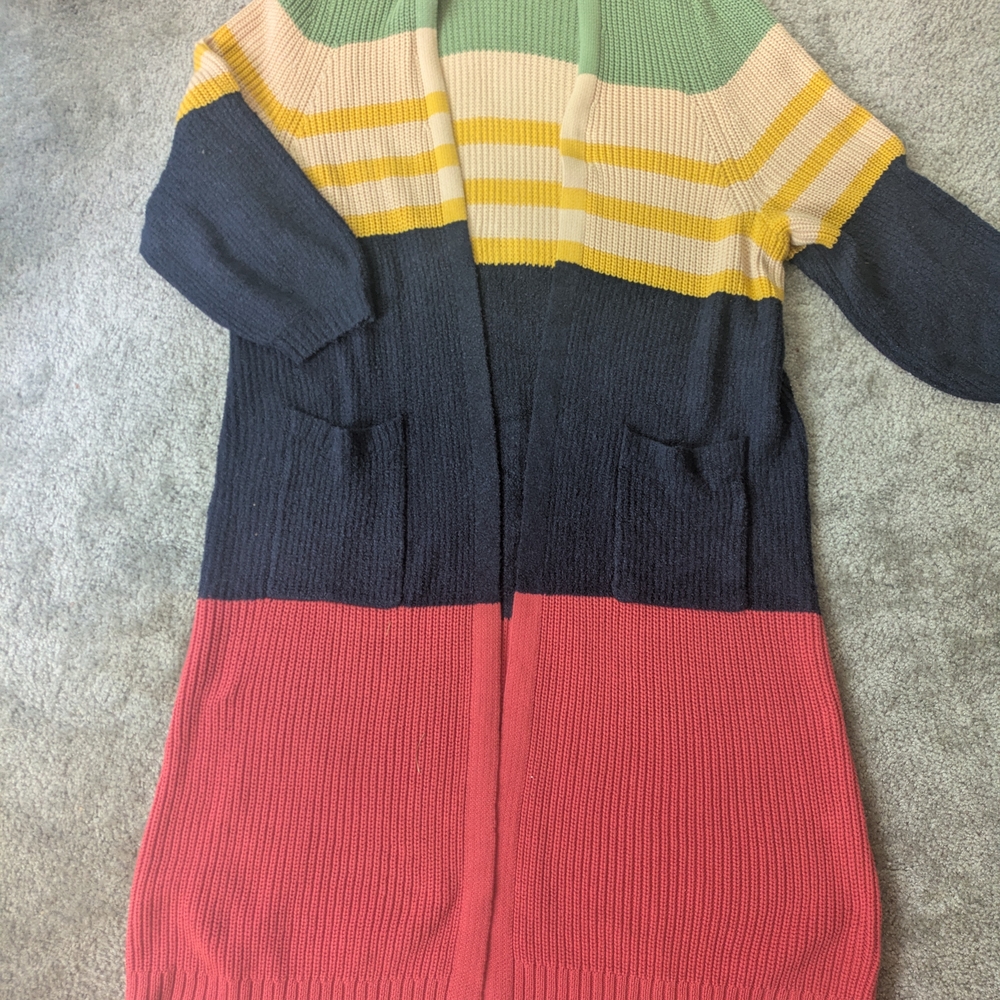 Torrid Sz 4 Colorful Striped Women's Sweater Cardigan Excellent Condition.